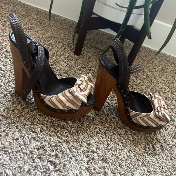 Jessica Simpson heels/pumps - Picture 2 of 4